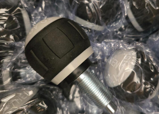 Yellow Caps Gym Equipment Parts / Weight Pop Pin For Strength Equipment